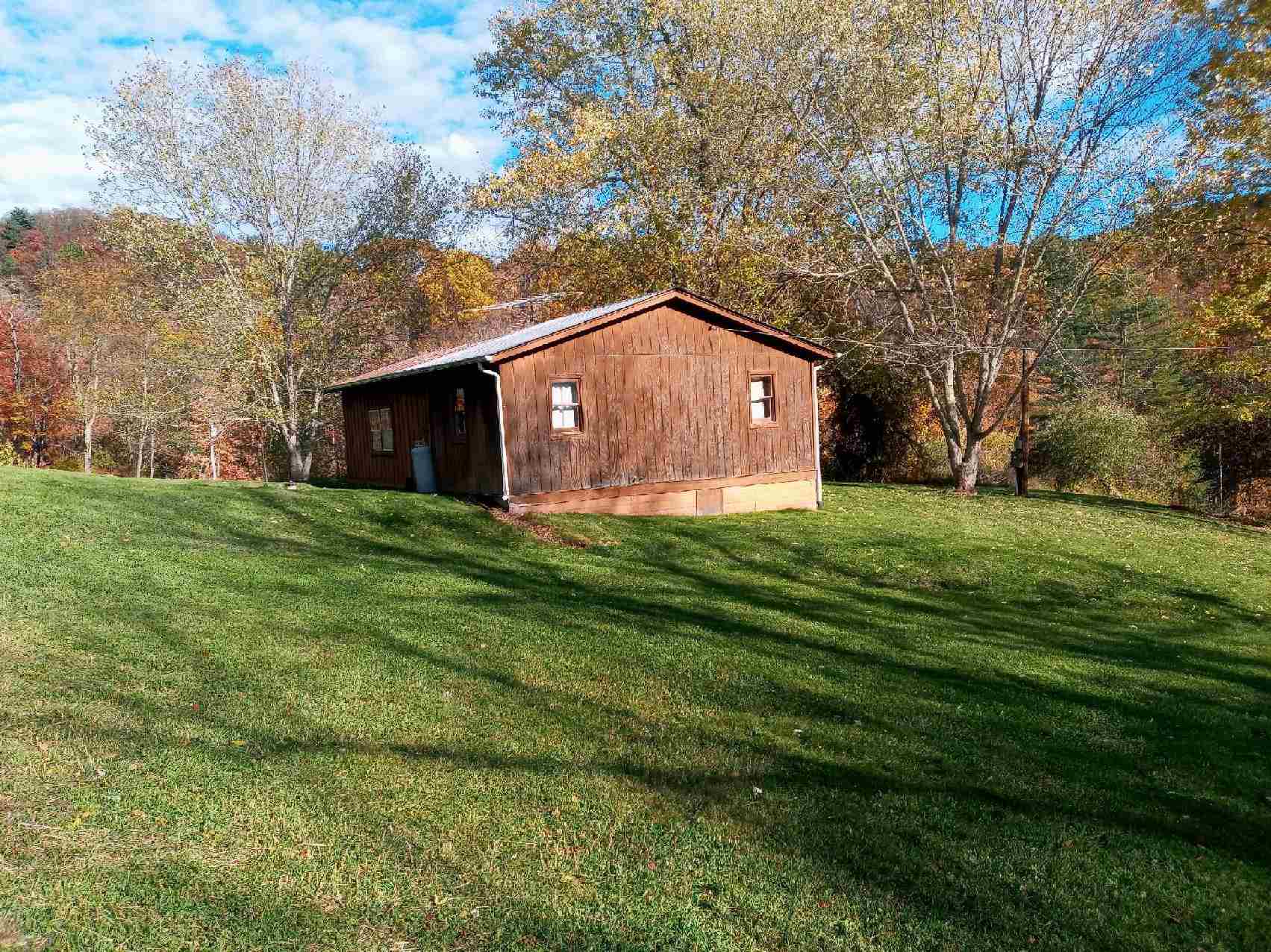 249 Spy Run Gap Road Vesuvius, VA 24483 - Photo 8 of 40 Gallery Image 8