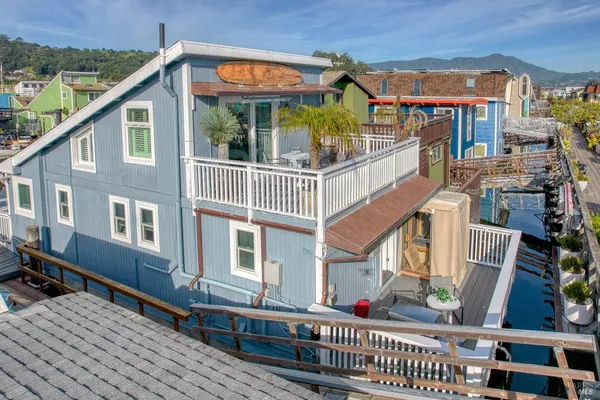 $1,150,000 | 17 East Pier, Sausalito, CA 94965