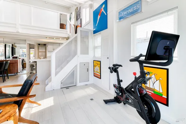 $1,150,000 | 17 East Pier, Sausalito, CA 94965