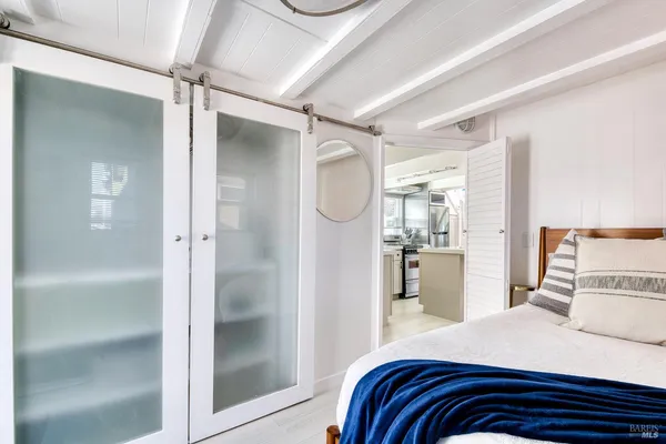 $1,150,000 | 17 East Pier, Sausalito, CA 94965