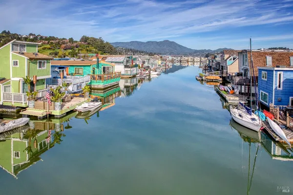 $1,150,000 | 17 East Pier, Sausalito, CA 94965