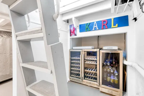 $1,150,000 | 17 East Pier, Sausalito, CA 94965