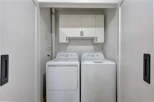 $350,000 | 114 Elysian Way Northwest, Atlanta, GA 30327