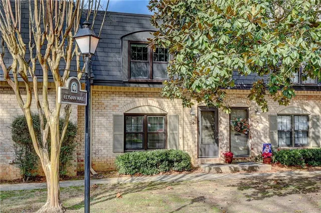 $350,000 | 114 Elysian Way Northwest, Atlanta, GA 30327
