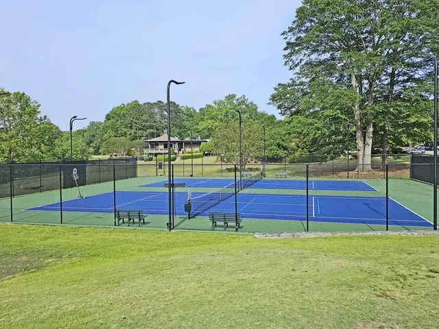 $350,000 | 114 Elysian Way Northwest, Atlanta, GA 30327