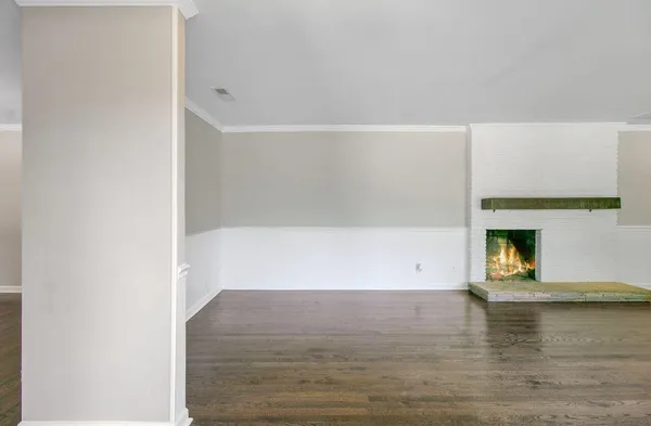 $3,750 | 238 Howle Avenue, Charleston, SC 29412