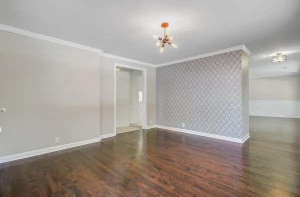 $3,750 | 238 Howle Avenue, Charleston, SC 29412