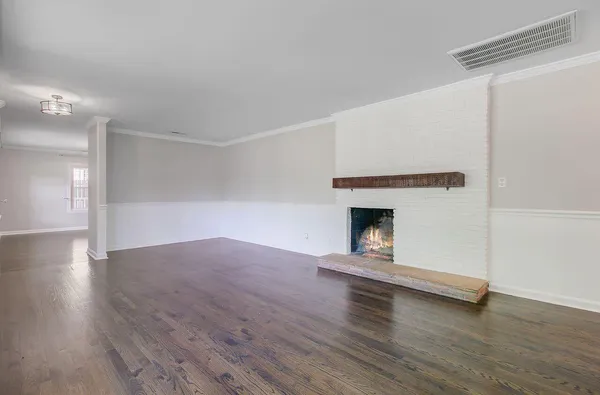 $3,750 | 238 Howle Avenue, Charleston, SC 29412