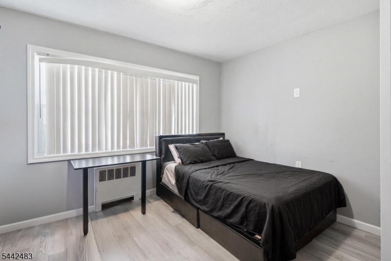 829 Allen Street, Unit 4 Elizabeth, NJ 07202 - Photo 29 of 40
