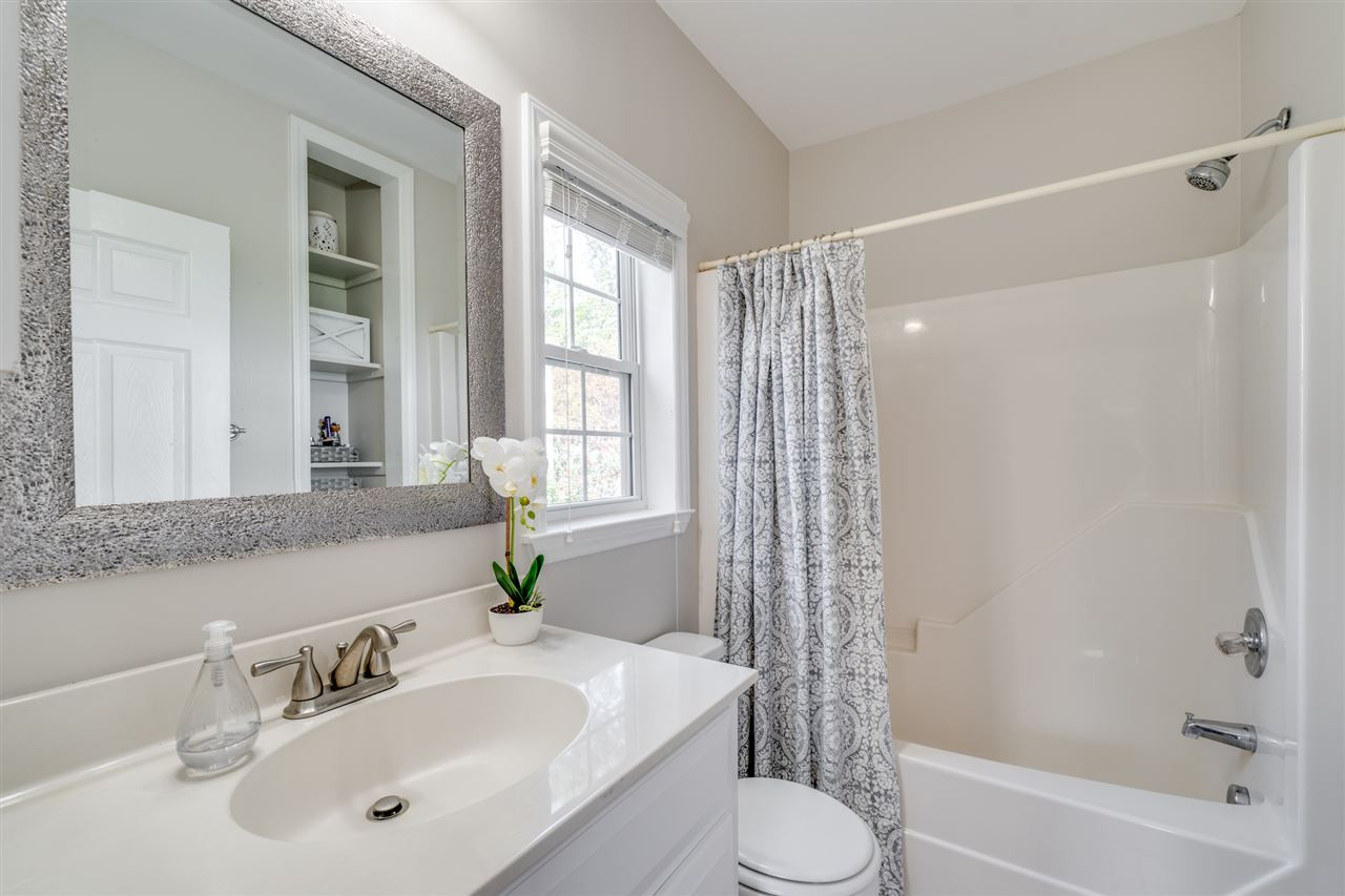 406 Pershing Road Raleigh, NC 27608 - Photo 15 of 30 Master bathroom