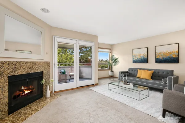 $450,000 | 1115 4th Avenue South, Unit 3C, Edmonds, WA 98020