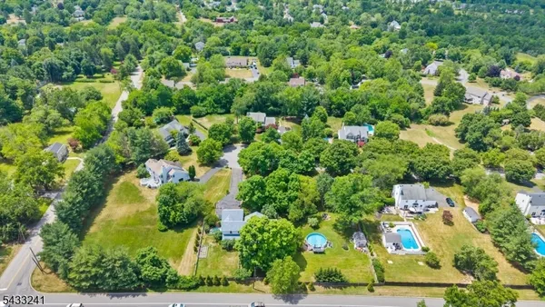 $869,000 | 9 Mills Court, Flemington, NJ 08822