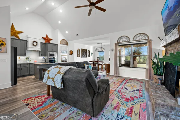 a view of an entryway with a rug