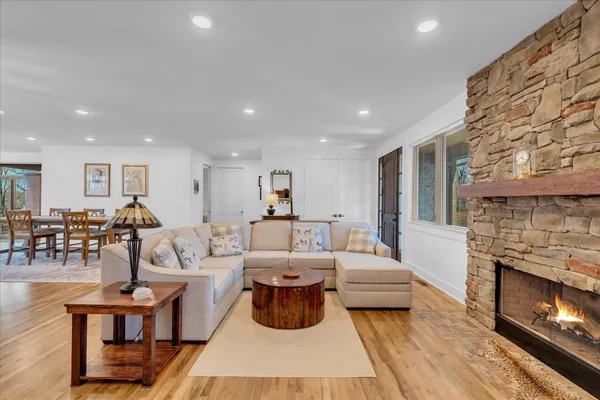 $750,000 | 414 Watercolor Drive, Sparta, TN 38583
