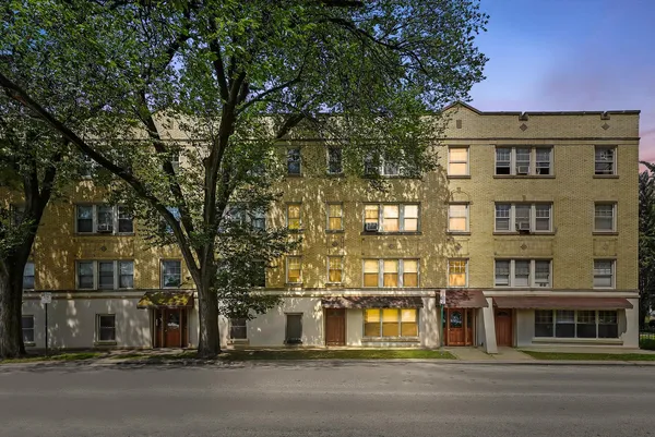 $139,500 | 432 Harrison Street, Unit 3, Oak Park, IL 60304