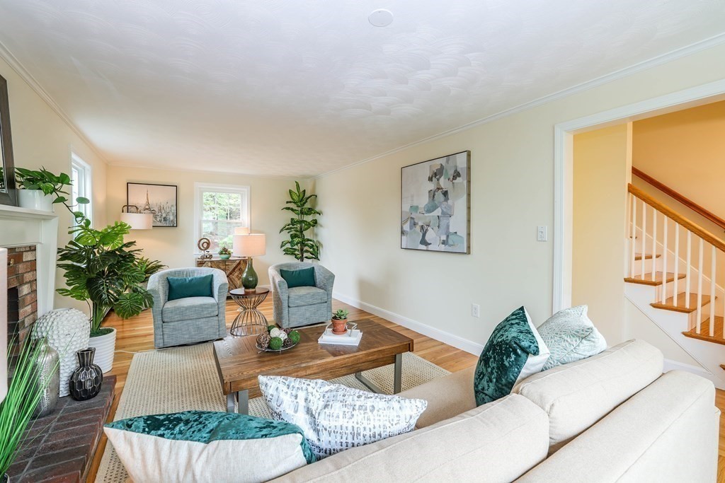 57 Sunset Hill Road Boston, MA 02132 - Photo 10 of 40 Gallery Image 10