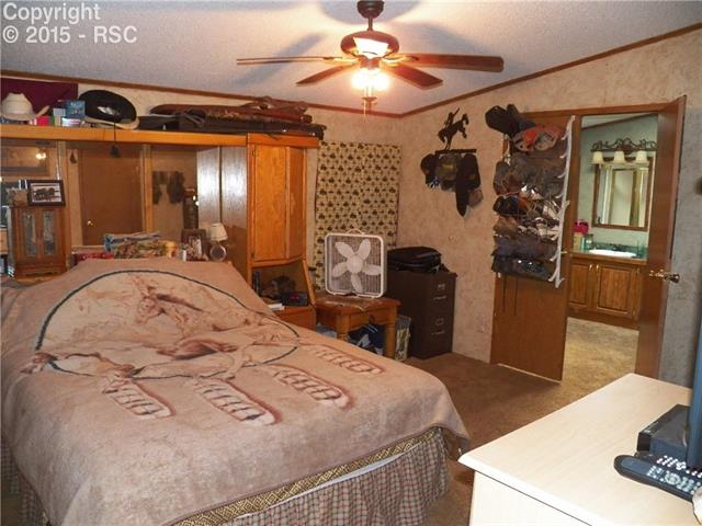 2386 Pathfinder Road Florissant, CO 80816 - Photo 28 of 32 Gallery Image 28