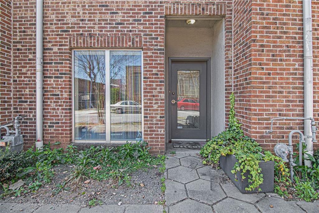 238 Walker Street Southwest, Unit 7 Atlanta, GA 30313 - Photo 1 of 1 Gallery Image 1