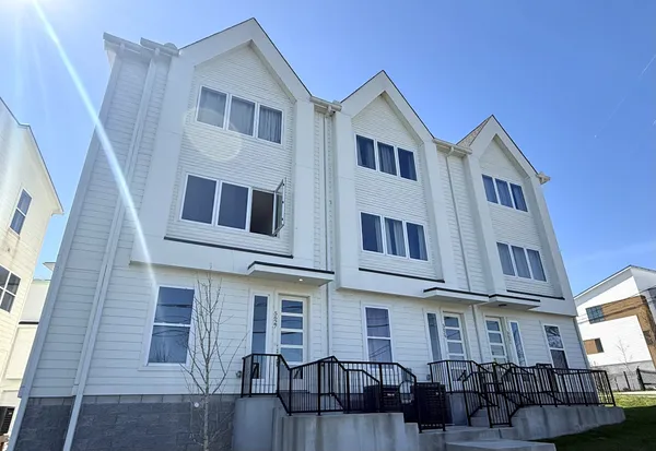 $472,500 | 5631 Lenox Avenue, Nashville, TN 37209