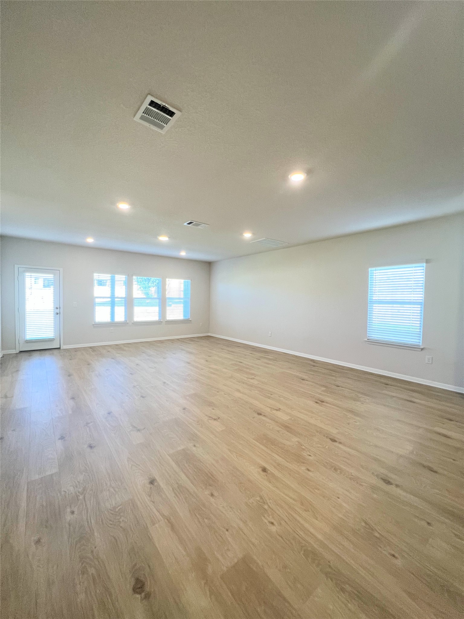 2409 Corriente Path Leander, TX 78641 - Photo 3 of 34