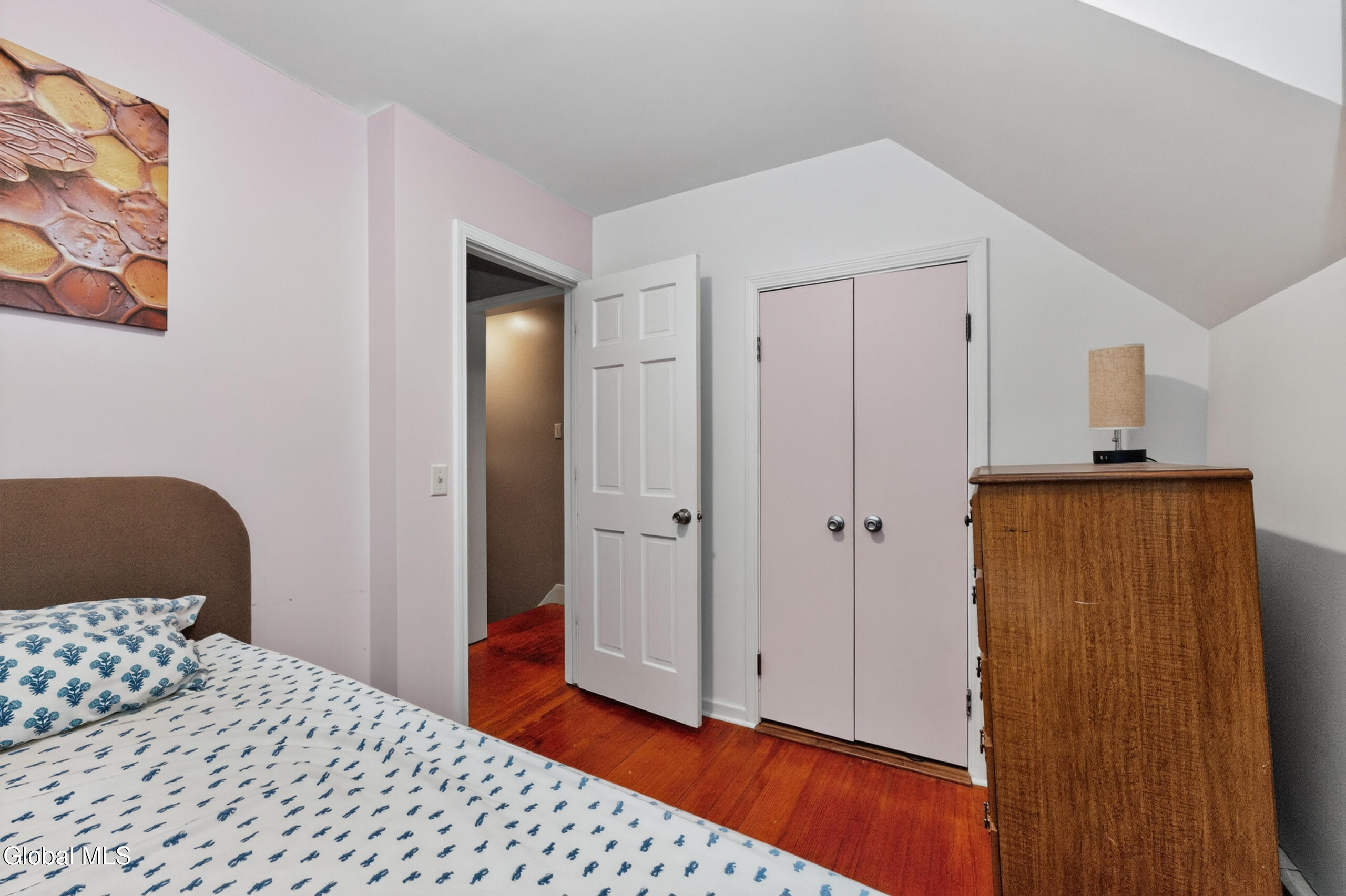 806 Curry Road Rotterdam, NY 12306 - Photo 27 of 39 6 Bedroom 2