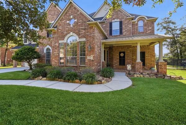 $1,375,000 | 23 Mosaic Point Place, The Woodlands, TX 77389