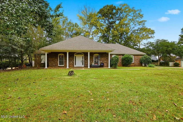 $295,000 | 135 Easthaven Drive, Brandon, MS 39042