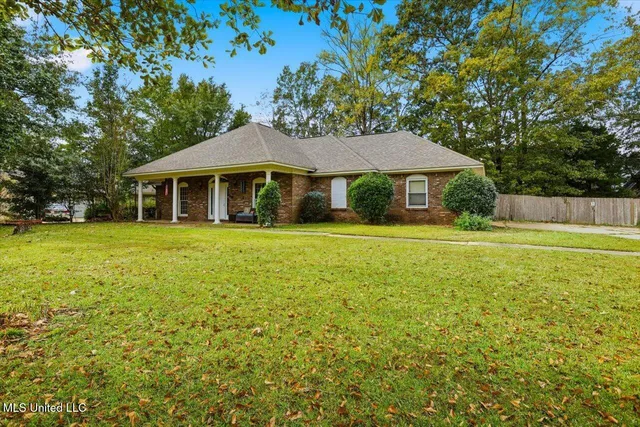 $295,000 | 135 Easthaven Drive, Brandon, MS 39042