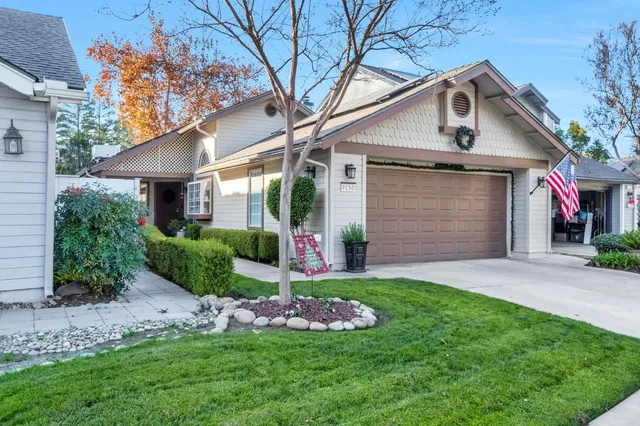 $410,000 | 9150 North Woodlawn Drive, Fresno, CA 93720