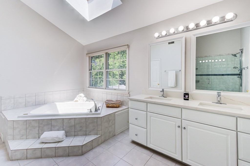 22 Greenwood Road Hopkinton, MA 01748 - Photo 15 of 33 Gallery Image 15