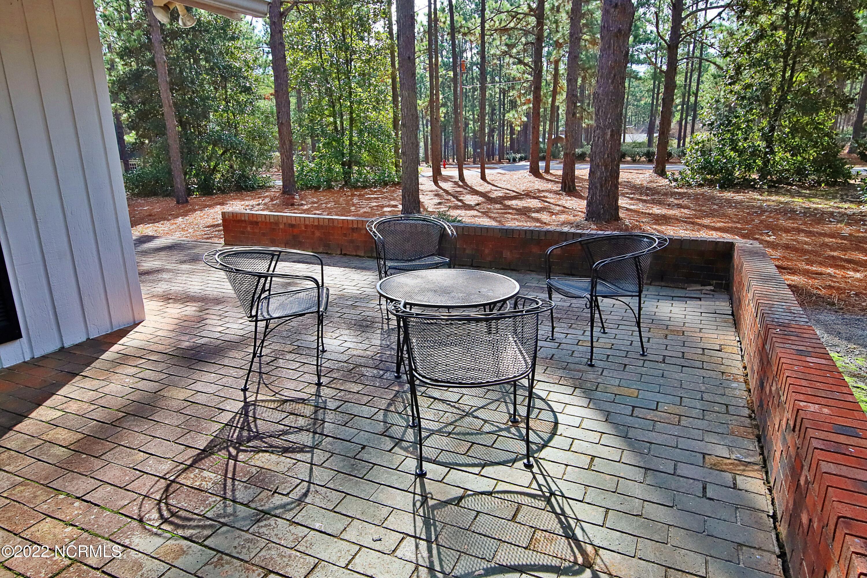 40 Bel Air Drive Pinehurst, NC 28374 - Photo 3 of 28 Front Elevation Left Terrace