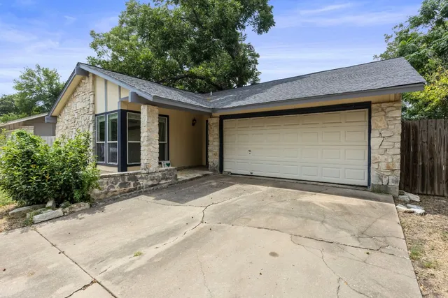 $335,000 | 10408 Firethorn Lane, Austin, TX 78750