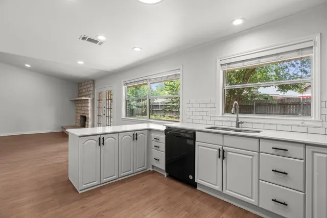 $335,000 | 10408 Firethorn Lane, Austin, TX 78750