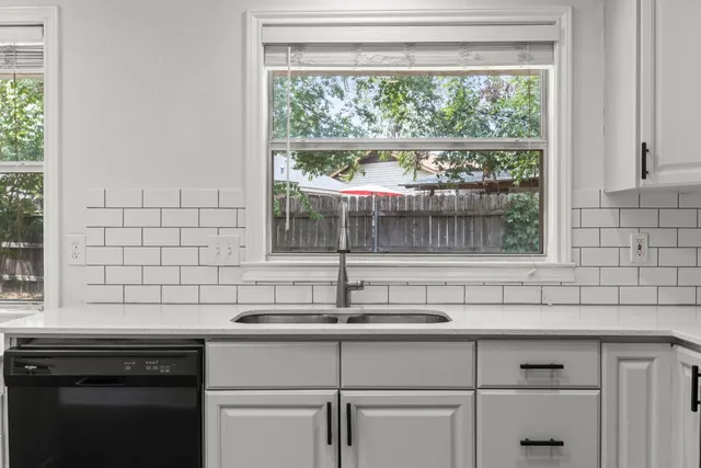 $335,000 | 10408 Firethorn Lane, Austin, TX 78750