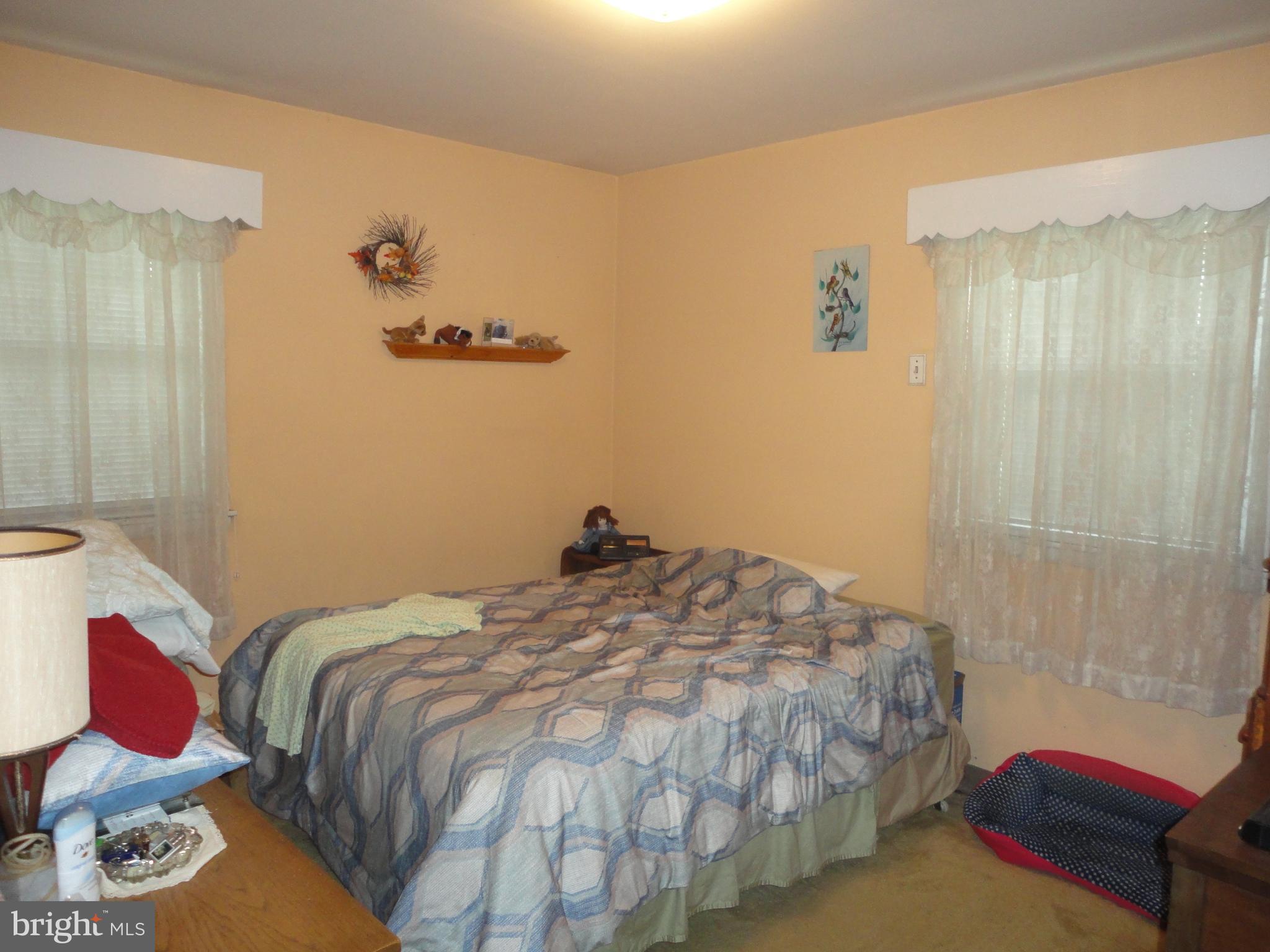 486 Dewey Road Bellmawr, NJ 08031 - Photo 2 of 29 Gallery Image 2