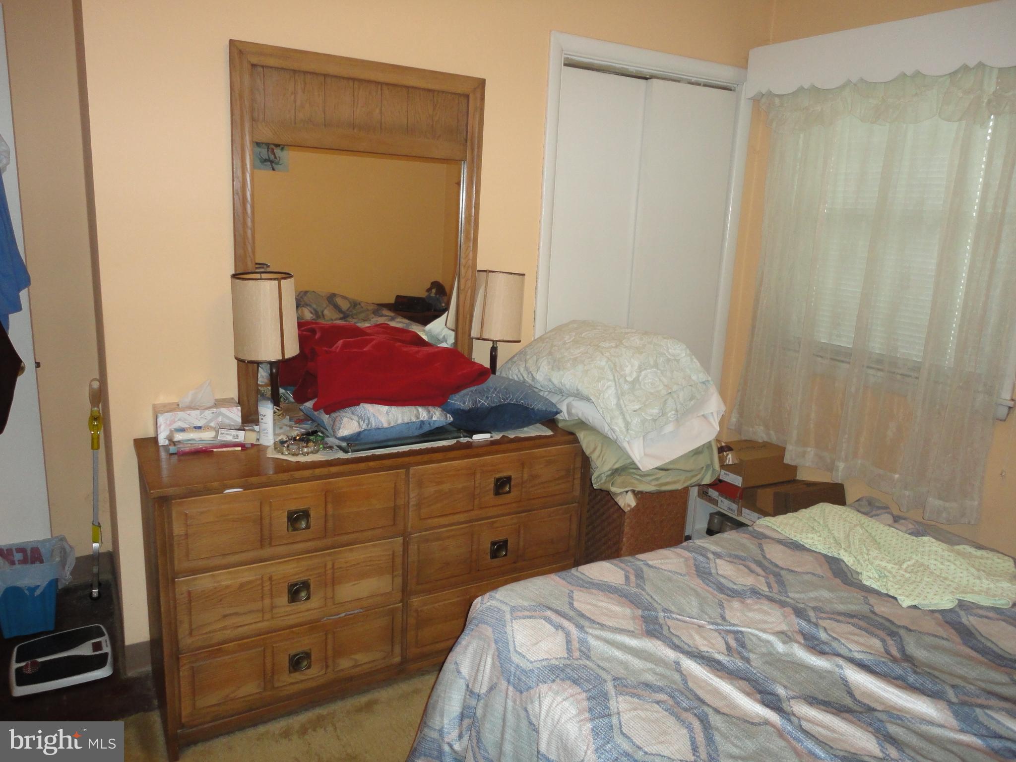 486 Dewey Road Bellmawr, NJ 08031 - Photo 3 of 29 Gallery Image 3