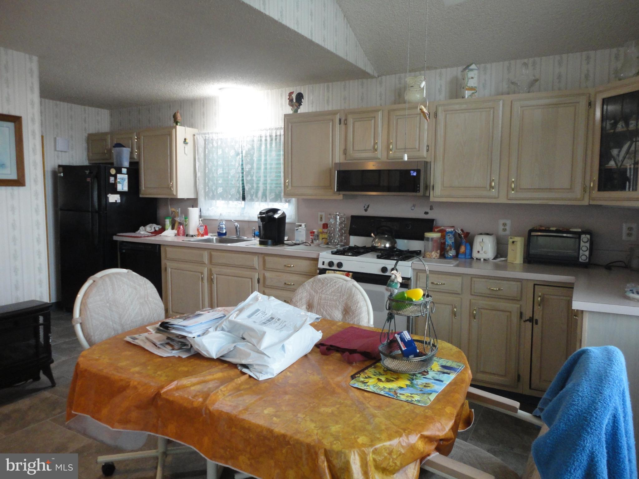 486 Dewey Road Bellmawr, NJ 08031 - Photo 9 of 29 Gallery Image 9