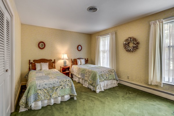 324 Country Way Needham, MA 02492 - Photo 23 of 30 Gallery Image 23