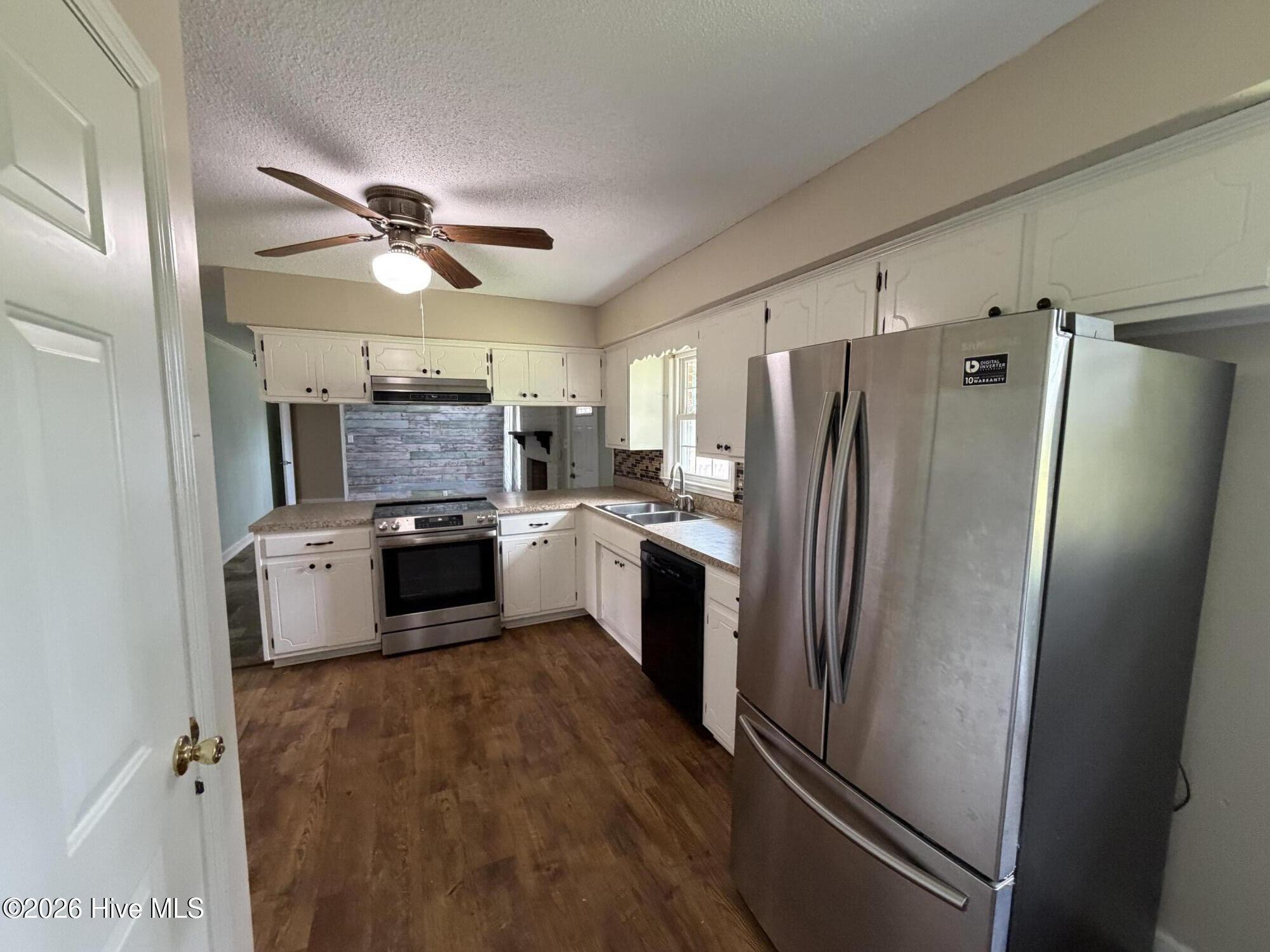 3144 Wintergreen Road Cove City, NC 28523 - Photo 8 of 54 Kitchen