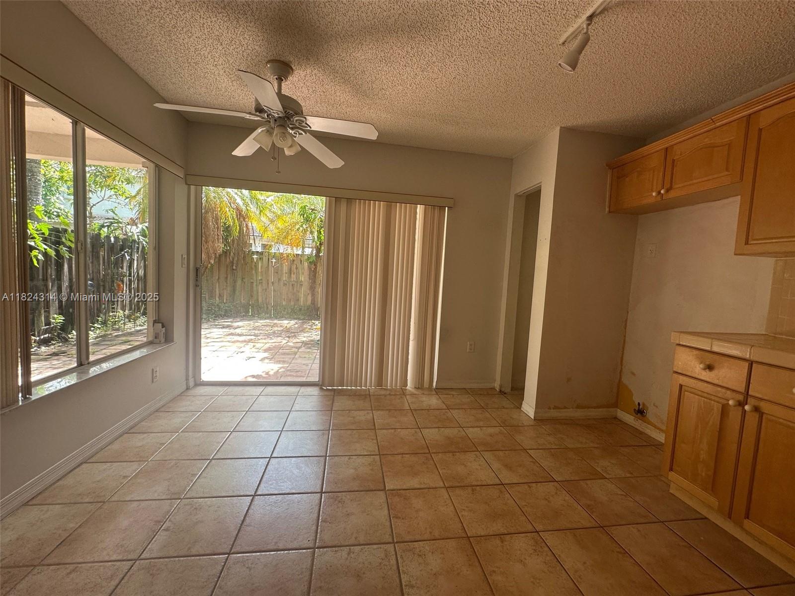 7307 Southwest 162nd Place Miami, FL 33193 - Photo 5 of 22 Gallery Image 5