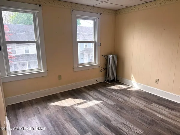 $1,700 | 609 George Street, Pen Argyl, PA 18072