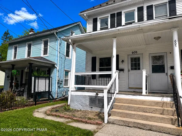$1,700 | 609 George Street, Pen Argyl, PA 18072