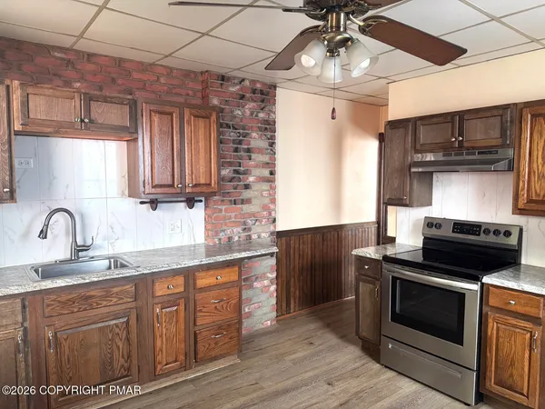 $1,700 | 609 George Street, Pen Argyl, PA 18072