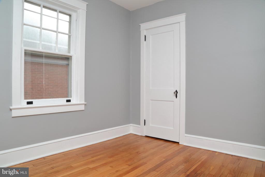 830 Pleasure Road Lancaster, PA 17601 - Photo 14 of 19 Bedroom 2