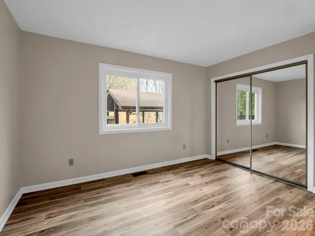 $224,000 | 520 Courtwood Lane, Unit 4, Hendersonville, NC 28739