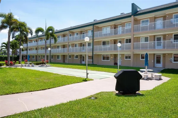 $180,000 | 150 Harborside Avenue, Unit 303, Punta Gorda, FL 33950