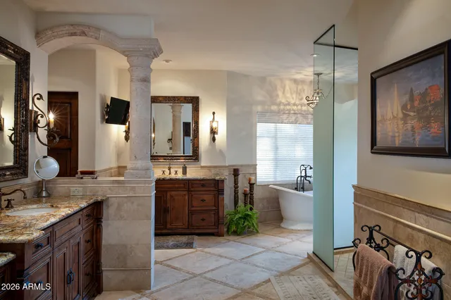 $3,995,900 | 4761 East Marston Drive, Paradise Valley, AZ 85253