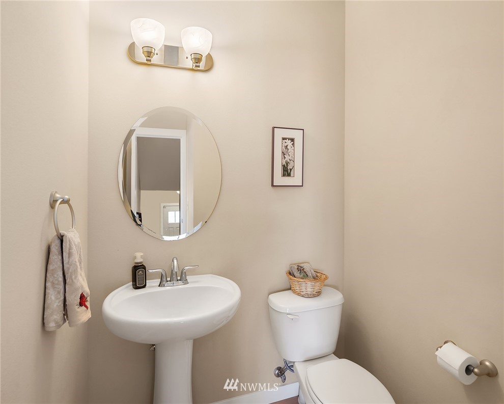 16402 2nd Drive Southeast Bothell, WA 98012 - Photo 12 of 38 Gallery Image 12