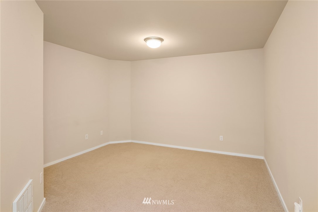 16402 2nd Drive Southeast Bothell, WA 98012 - Photo 21 of 38 Gallery Image 21