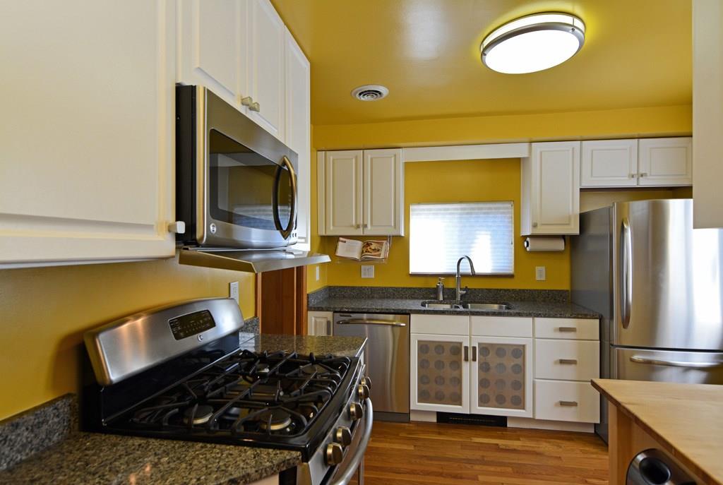 130 Harding Road Pittsburgh, PA 15229 - Photo 11 of 23 Alternate-angle view of the updated kitchen.